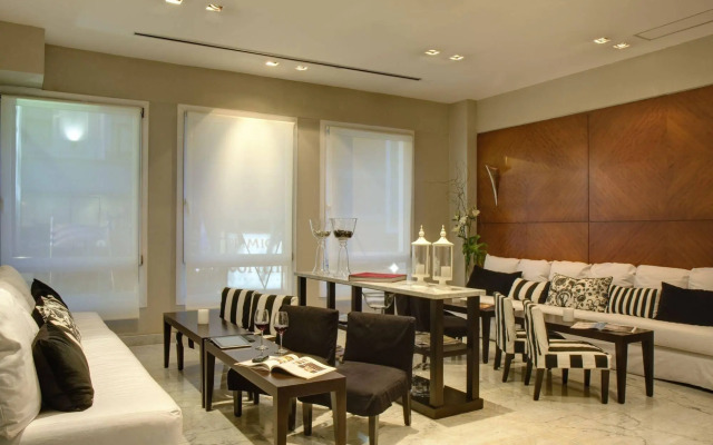 Broadway Hotel & Suites