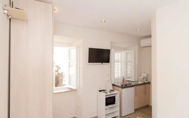 Luxury Old Town Apartments