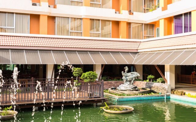 Eastern Grand Palace Hotel