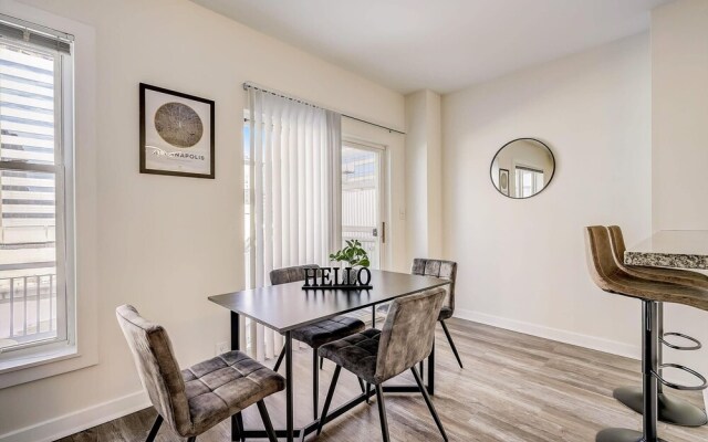 TWO CozySuites Apt w Skybridge Access 4