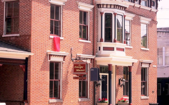 The Swope Manor Bed & Breakfast