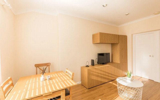 Eson2 - The Martlett Court Residence II