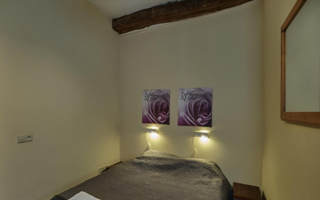 Spacious Villa near Town Center in Mesch