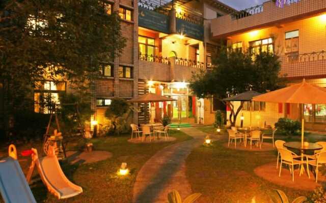 Hua Shan Hor Yuan Homestay