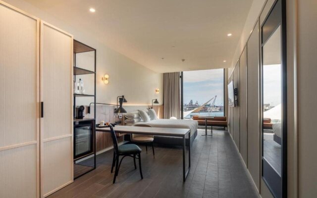 LIVVO Lumm Hotel 