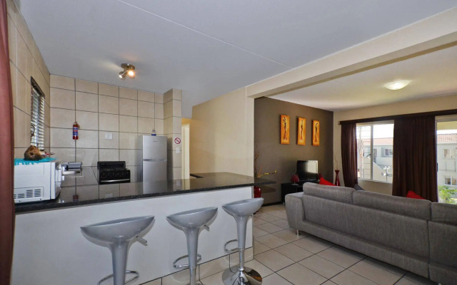 Jozi Apartments Radiokop