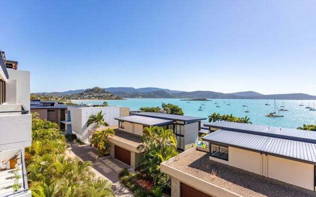 Mirage Ultimate Waterfront Luxury