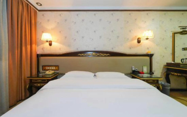 Kaixuanmen International Hotel