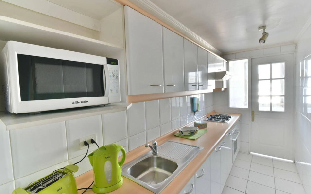 Ainara Apartments