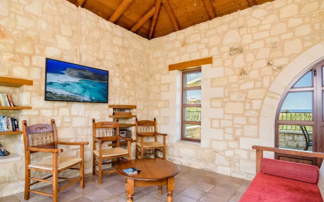 Villa Ostria Near Georgioupolis - 3bd 2ba