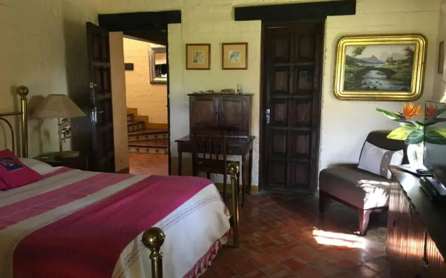 Las Palomas Bed & Breakfast (16 y Mayores)