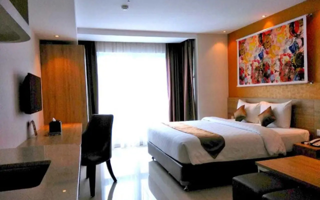 Wing Hotel Kualanamu Airport