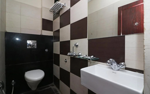 Hotel Shree Ji Bhopal by OYO Rooms