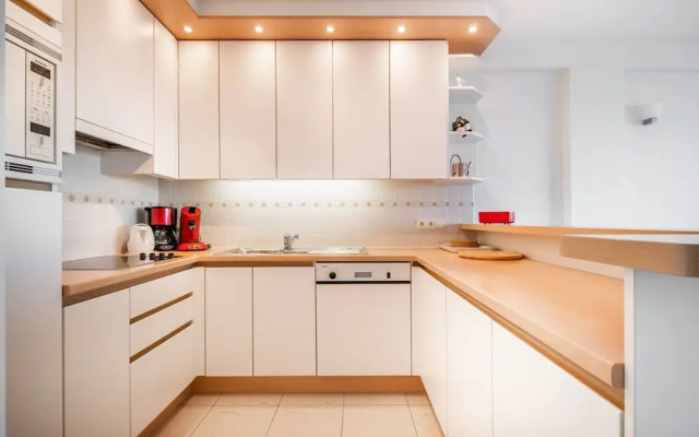 Les Petrels 302 on the Beach in Koksijde