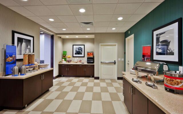 Hampton Inn & Suites- Denver/Airport-Gateway Park