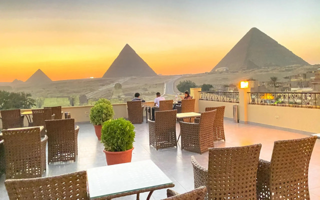 Egypt Pyramids Inn