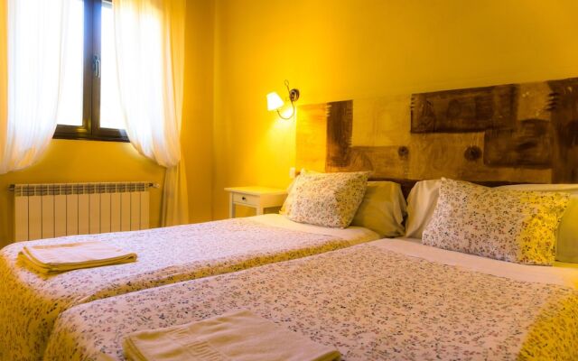 El Manantial Del Fresno