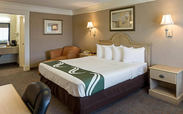 Quality Inn Near Lake Marble Falls