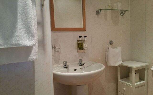 The Collingdale Guest House