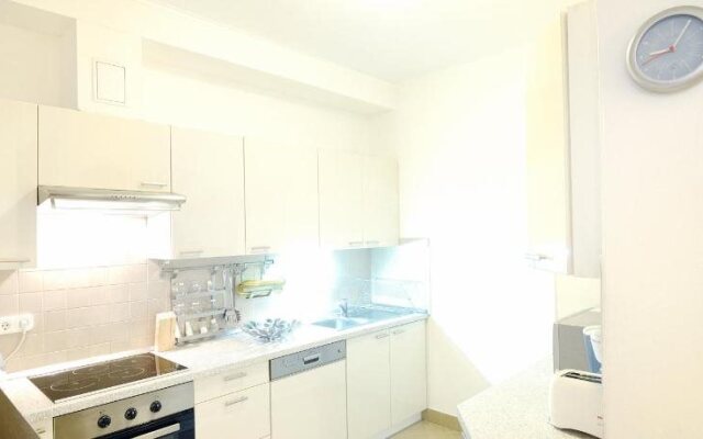 Leda Apartments