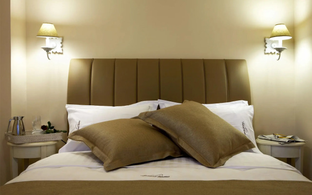 Sweet Home Hotel