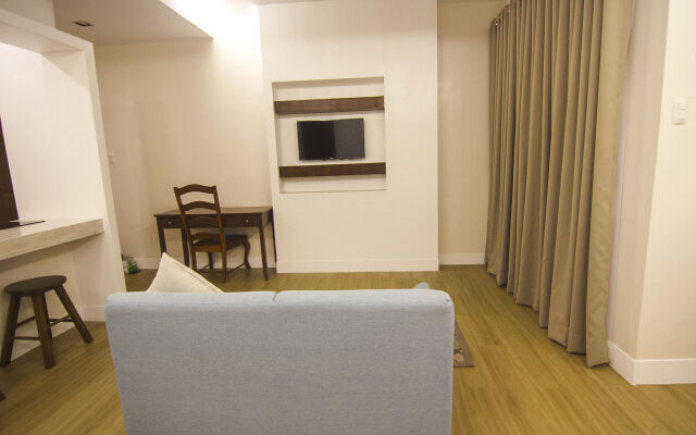 The Reef Hotel and Residences