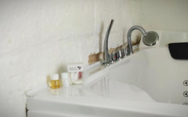 Amalfi Pool Suite - Puglia Mia Apartments