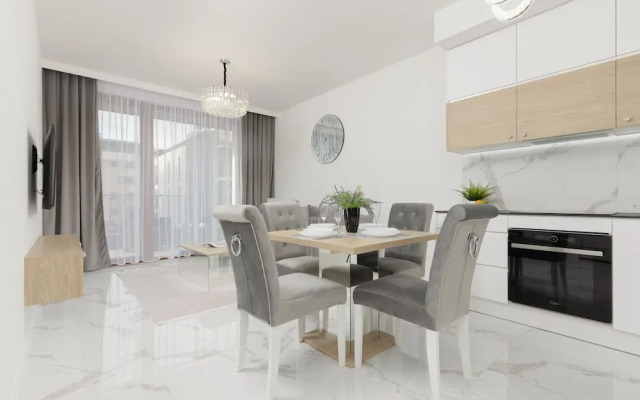Wilanów Balcony & Parking by Renters