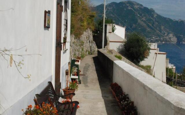 La Casetta Fra I Limoni