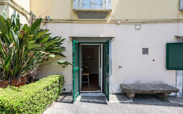 Via Annibale Caccavello 10 Primo Piano(No Front Desk Please Contact The Property 5 Days In Advance)