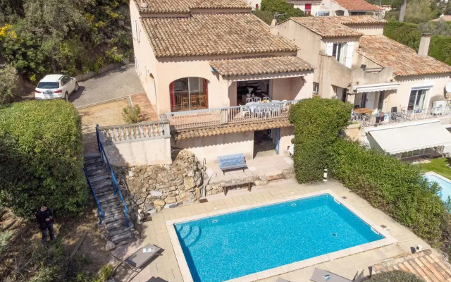 Holiday Home Bartavelle