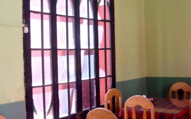 Positive Hostel & Backpackers