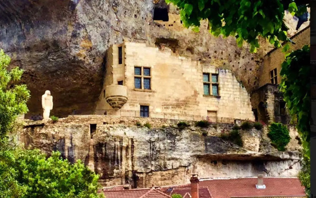 Le Petit Chateau - adults only property