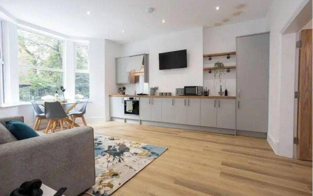 Flat 1 15 Longley Road