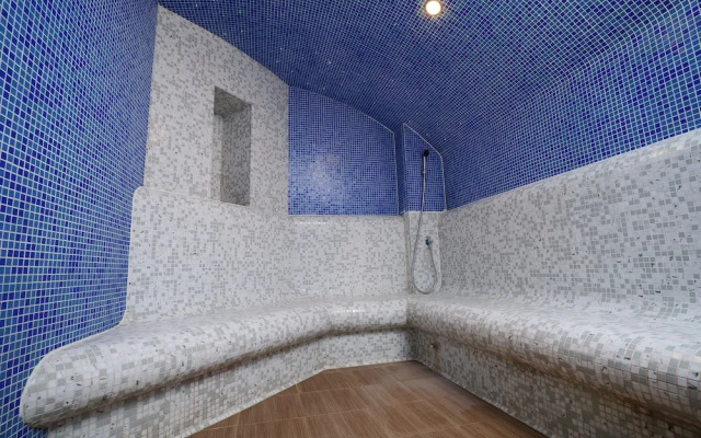 Local Stay Hotel, BW Signature Collection