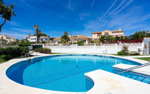 Charming Apartment Near Beach and Golf Ref 115