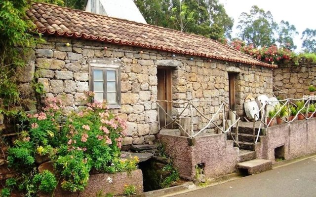 House With 4 Bedrooms In Sao Jorge, With Wonderful Sea View, Enclosed Garden And Wifi