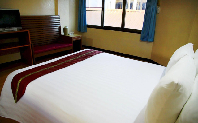 Seashore Pattaya Resort