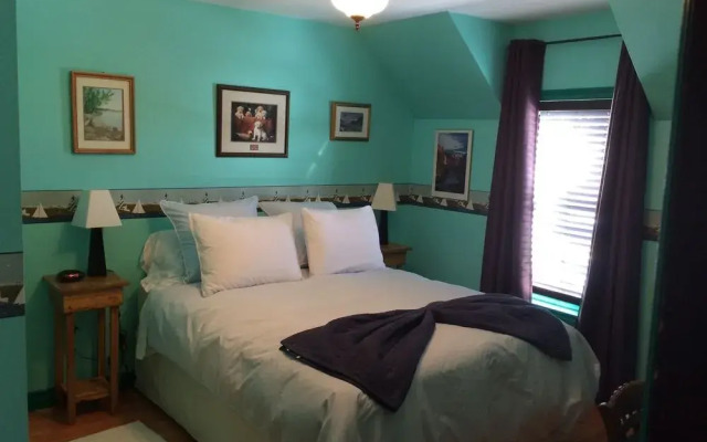 The PEAK Sunset B&B