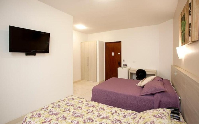 Alves Hotel