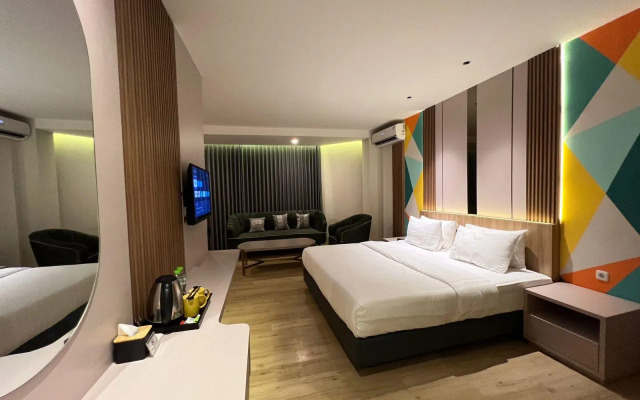 Alexander Hotel  Tegal