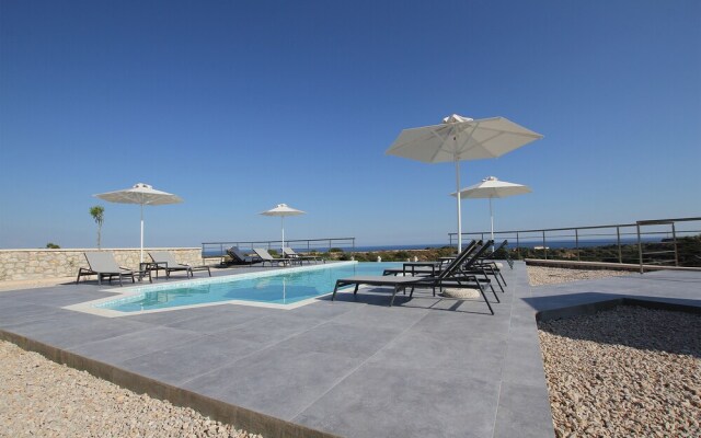 Alana Suites