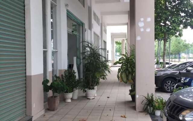 Binh Duong Hotel and Apartment