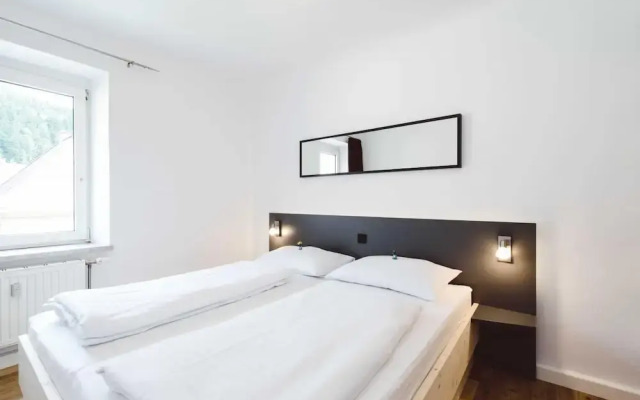 Mountain-view Styria Apartment