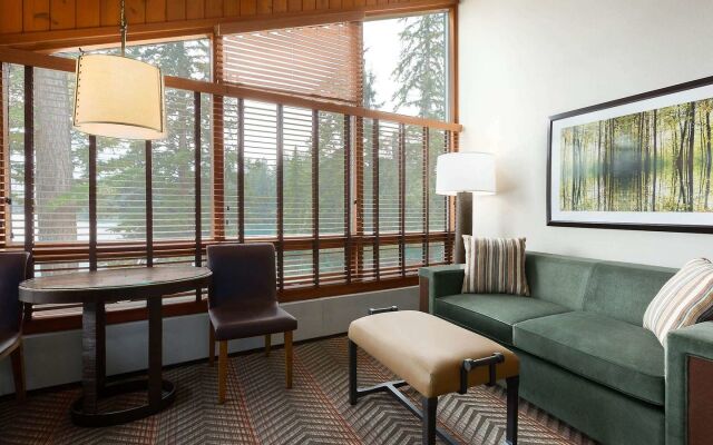 Fairmont Jasper Park Lodge