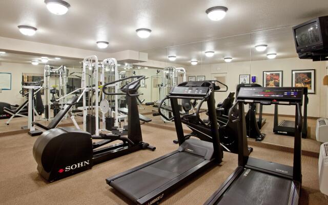 Staybridge Suites, Lincolnshire by IHG