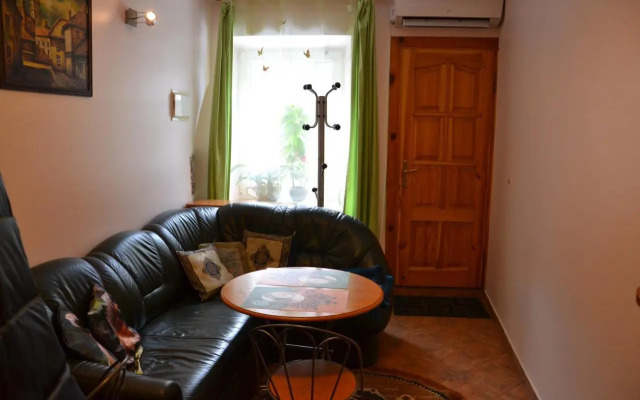 Danarent Apartment