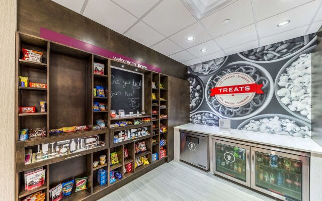 Hampton Inn & Suites Pryor