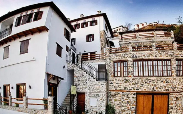 Saltis Guesthouses