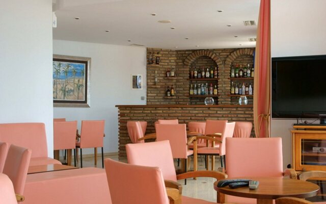 Oasis Hotel Kyparissia